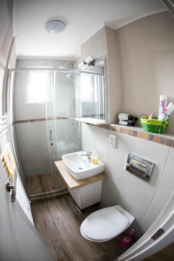 Sunshine Apartament Targu Mures Exterior photo