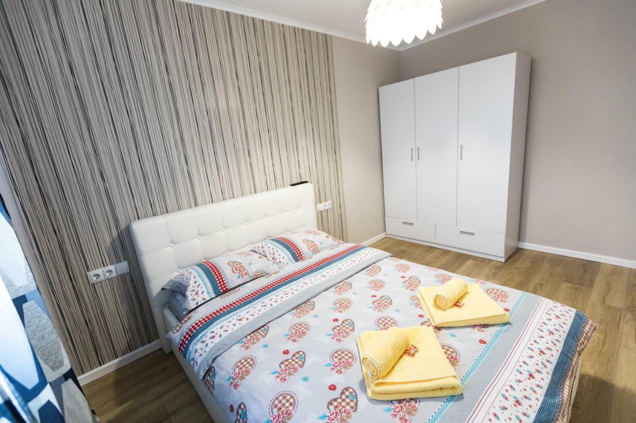 Sunshine Apartament Targu Mures Exterior photo